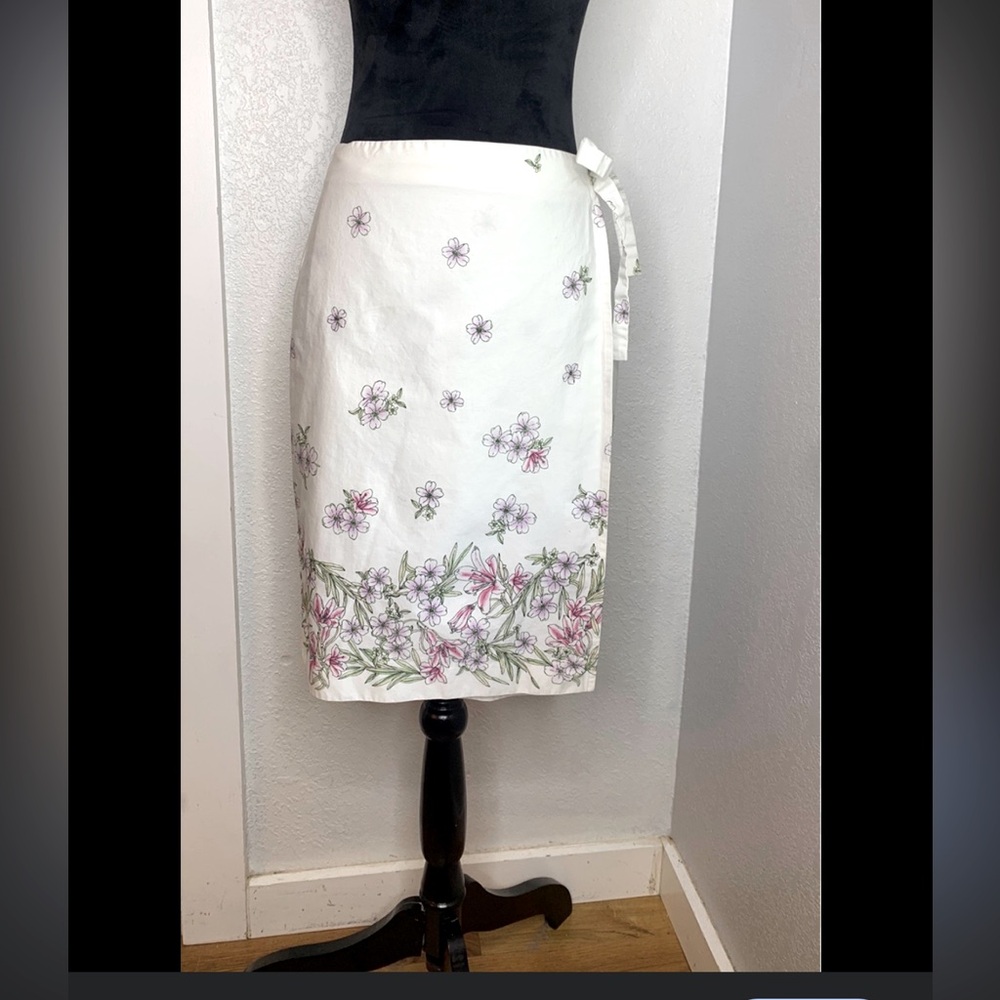 Ann Taylor White Floral Wrap Skirt - 100% cotton